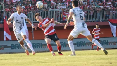 Borneo FC Menang 2-1 dari Madura United, Pimpin Klasemen Liga 1