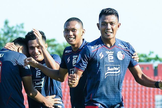 Arema FC Berencana Merekrut Pemain Baru di Bursa Transfer Tengah Musim