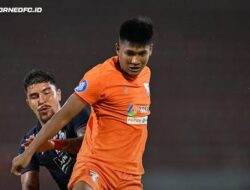 Borneo FC Pertahankan Puncak Klasemen dengan Kemenangan Tipis atas Arema FC