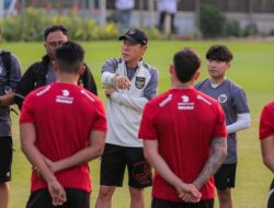 Disiplin Tinggi dan Kebijakan Penalti Shin Tae-yong di Timnas Indonesia