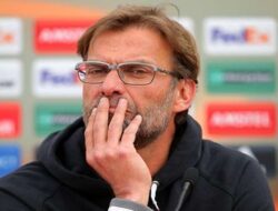 Menguasai Puncak Liga Inggris, Klopp: Kami Disini Berkat Dukungan Suporter Anfield