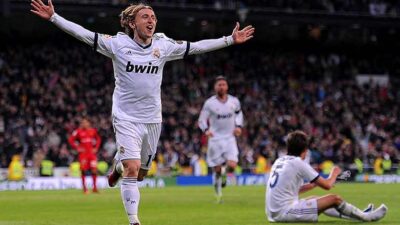 Modric Tolak Tawaran Kepelatihan Real Madrid dan Tetap Fokus Bermain