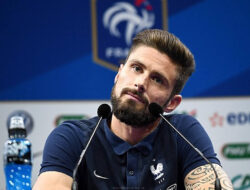 Tawaran Perpanjangan Giroud di AC Milan Belum Juga Kunjung Datang