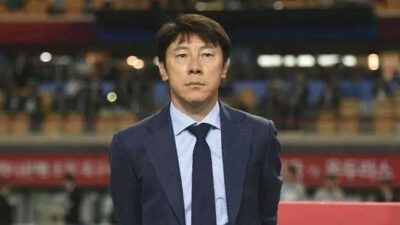 Legenda Sepakbola Andjas Asmara Minta Shin Tae-yong Di Pecat  : Cuma Bisa Main Iklan Saja