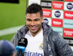 Casemiro Abaikan Penilaian Tim Medis MU, Terbang ke Barcelona Cari Dokter Sendiri