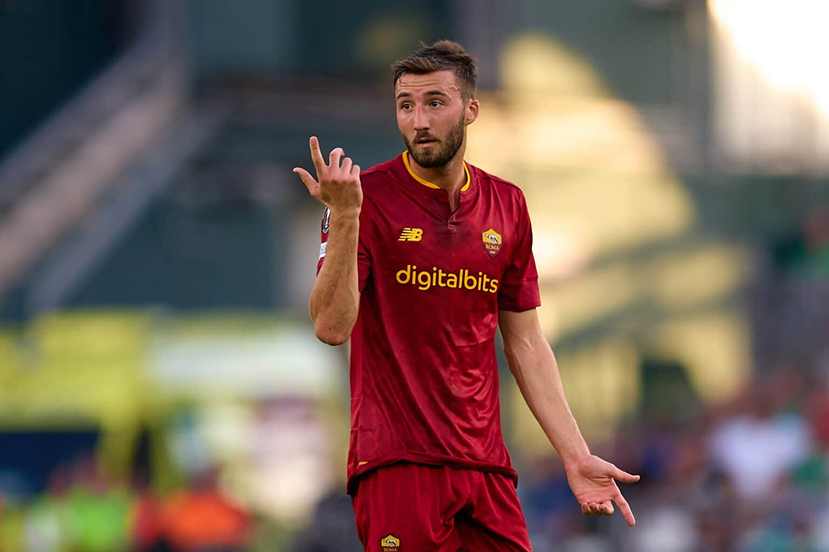 Cristante Tolak Tuduhan Bersekongkol Melawan Mourinho SCORE.CO.ID