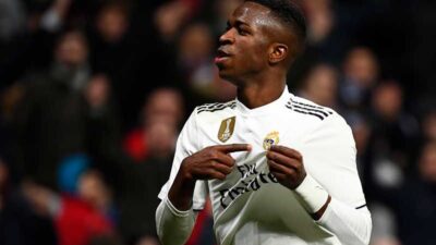 Ketika Vinicius Dituduh Bertingkah, Ancelotti Berani Membelanya