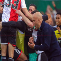 Hadiah Perpisahan Slot: Kemenangan Feyenoord, Ajax Amsterdam Jadi Korban