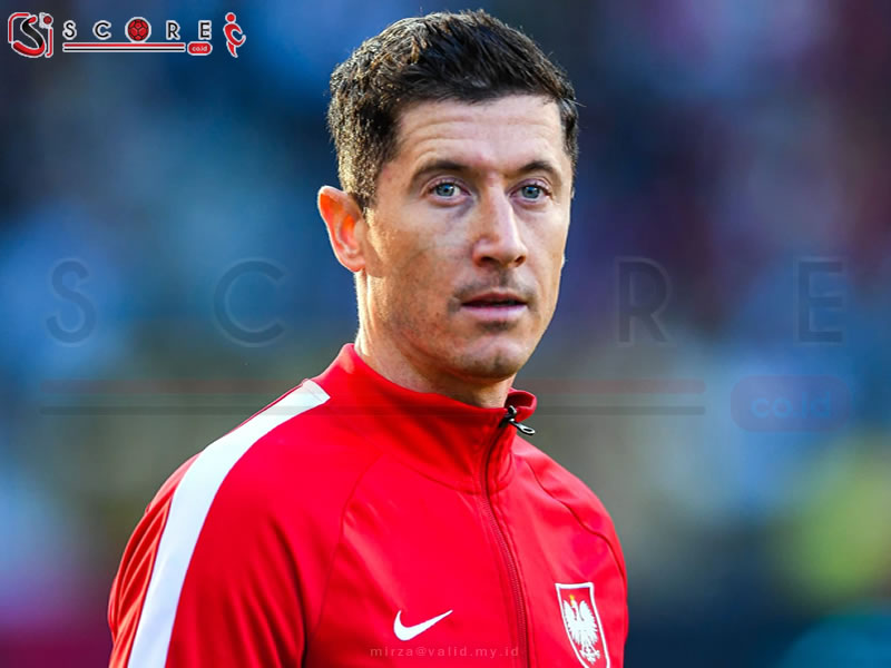 Lewandowski Pilih Fokus Benahi Diri Daripada Urusin Rumor Dirinya SCORE.CO.ID