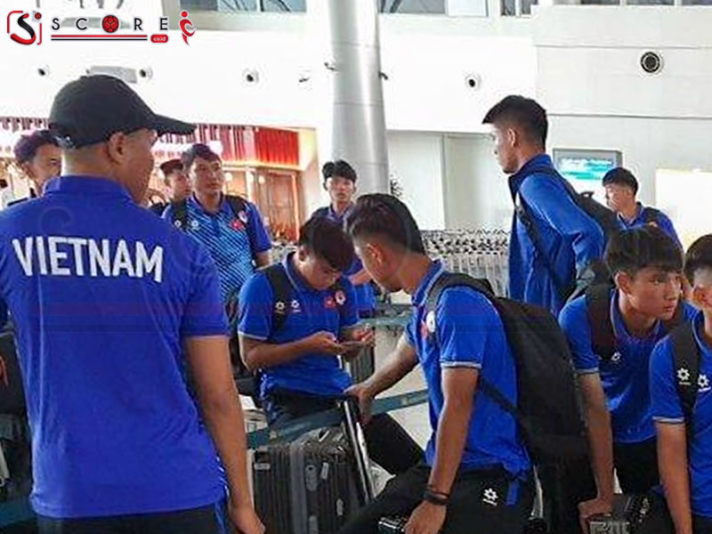 Timnas Vietnam Tertahan di Bandara Soekarno Hatta SCORE.CO.ID