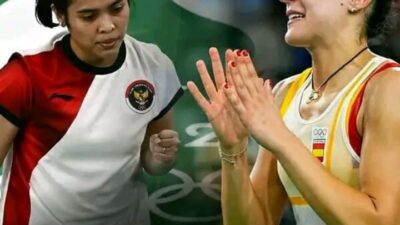 Gregoria Mariska Tunjung Dikenal Sebagai Atlet Rendah Hati, Temui Carolina Marin Sebelum Pulang ke Indonesia