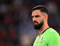 Mamardashvili Jadi Pengganti Alisson di Liverpool Musim 2024/2025