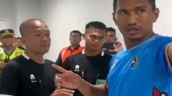 zulkifli syukur tak bisa menyembunyikan amarahnya soal tragedi tonjok wasit.