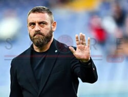 Tanggapan Tegas De Rossi: 4 Fakta dan Risiko Besar di AS Roma