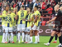 Alumni Premier League di Fenerbahce: 3 Taktik Jose Mourinho Hadapi MU