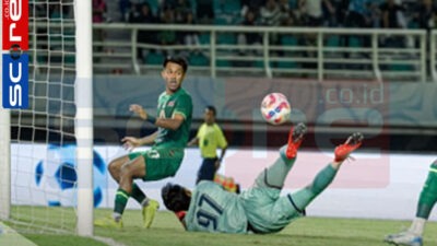 Hasil Liga 1 Persebaya Surabaya dan PSM Makassar Berbagi Poin 1-1