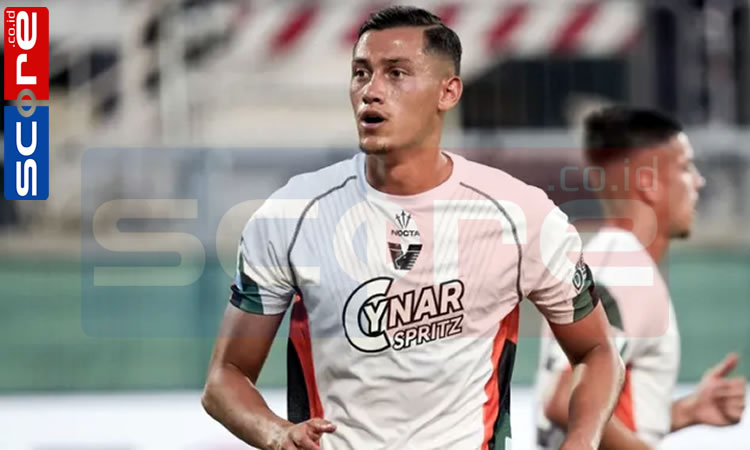 Jay Idzes: Rekor Sempurna Kapten Timnas Indonesia Jelang WCQ 2026