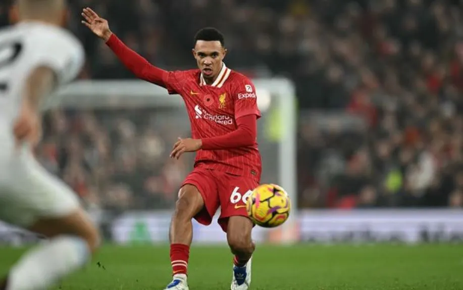 Cedera, Trent Alexander-Arnold Bakal Absen Agak Lama di Liverpool