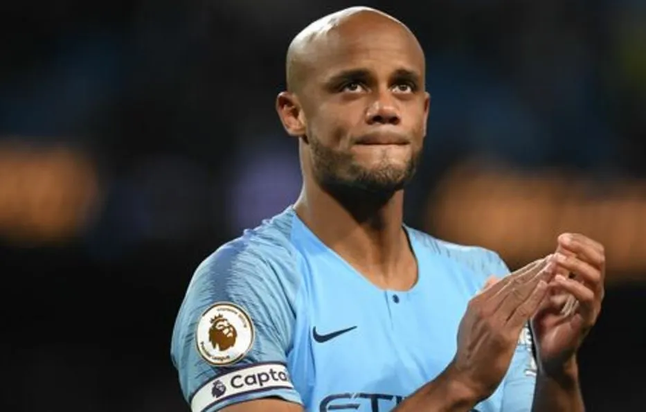 Vincent Kompany 2 SCORE.CO.ID