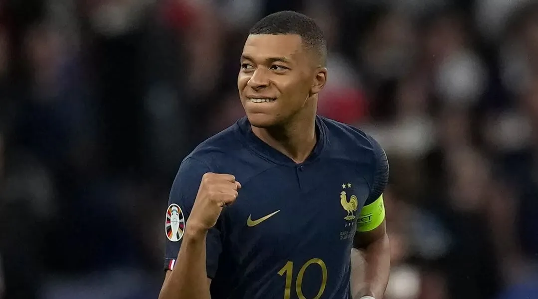 Kylian Mbappe 2 SCORE.CO.ID