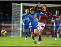 Prediksi Skor Peterborough vs Northampton Town: 18 Desember 2024