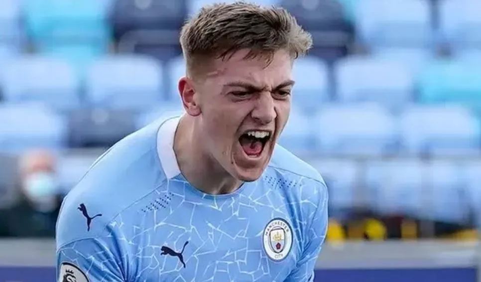 Mau Liam Delap, MU Harus Bayar Segini ke Ipswich Town Liam Delap