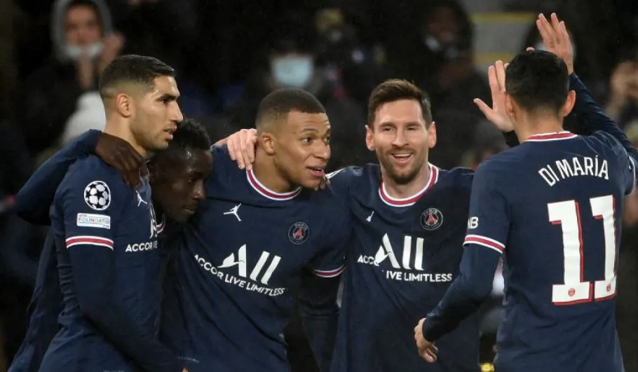 Les Parisiens Merajalela: PSG dan Simfoni Serangan yang Mengerikan PSG