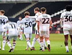 Prediksi Skor Salford City vs Bromley 05 Februari 2025