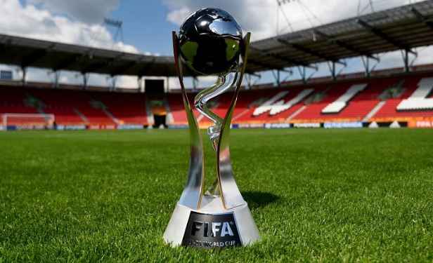 Indonesia & Piala Dunia Peluang jadi tuan rumah, syarat FIFA, & persiapan masa depan!