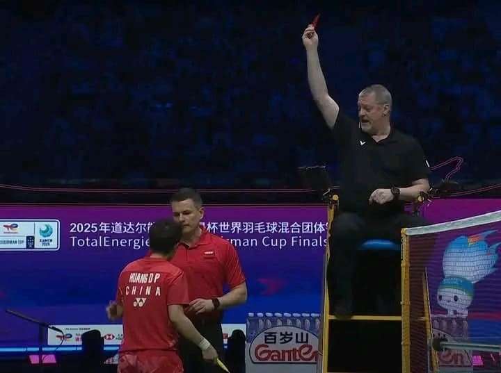 Tragedi Huang Dong Ping Dapat Kartu Merah di Final Piala Sudirman 2025