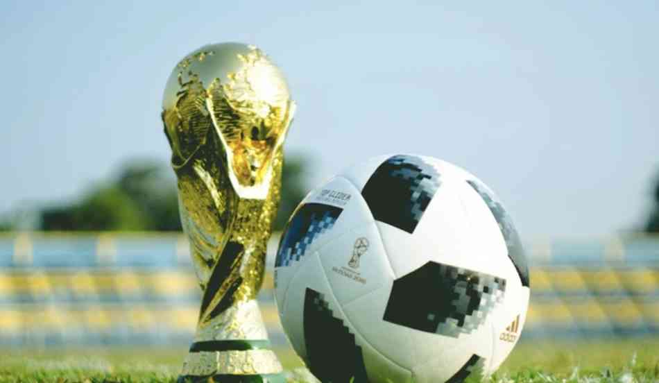 Jumlah Piala Persib Dan Persija, Adu Gengsi Koleksi Trofi Perbandingan total gelar juara kedua tim di semua ajang.