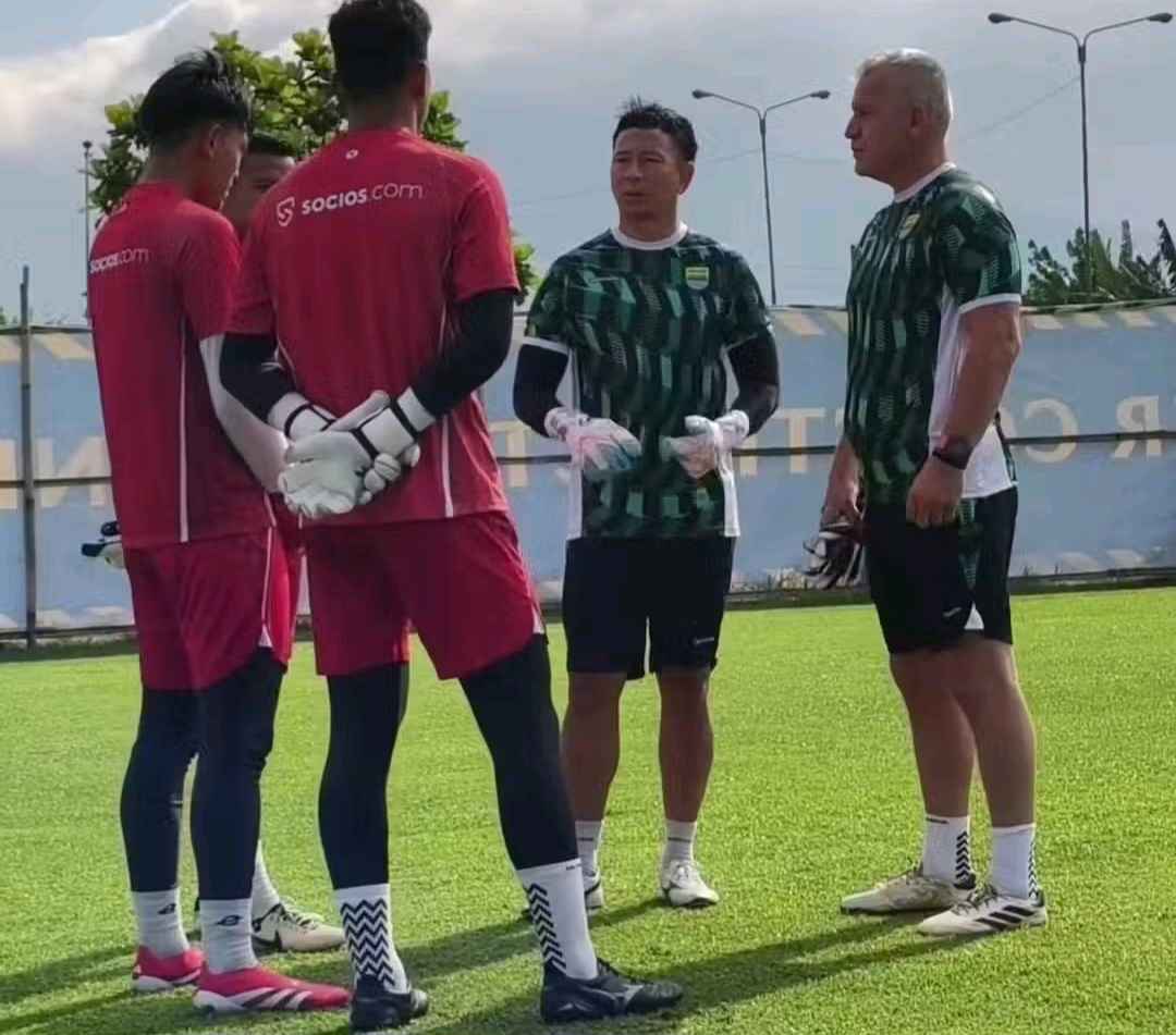 Andang Ruhiat Ungkap Persib Tetap Gunakan Stadion GBLA