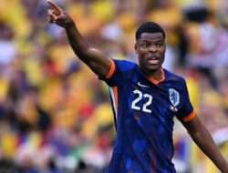 Barcelona Beli Bek Sayap Baru, Waktu Sampai Akhir Juli