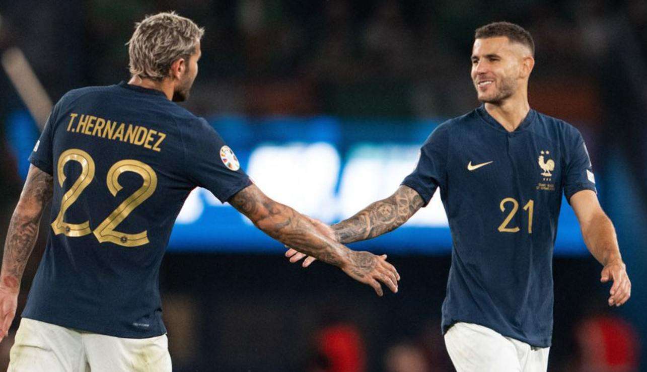 Adu statistik & prestasi duo bek tangguh asal Prancis ini.