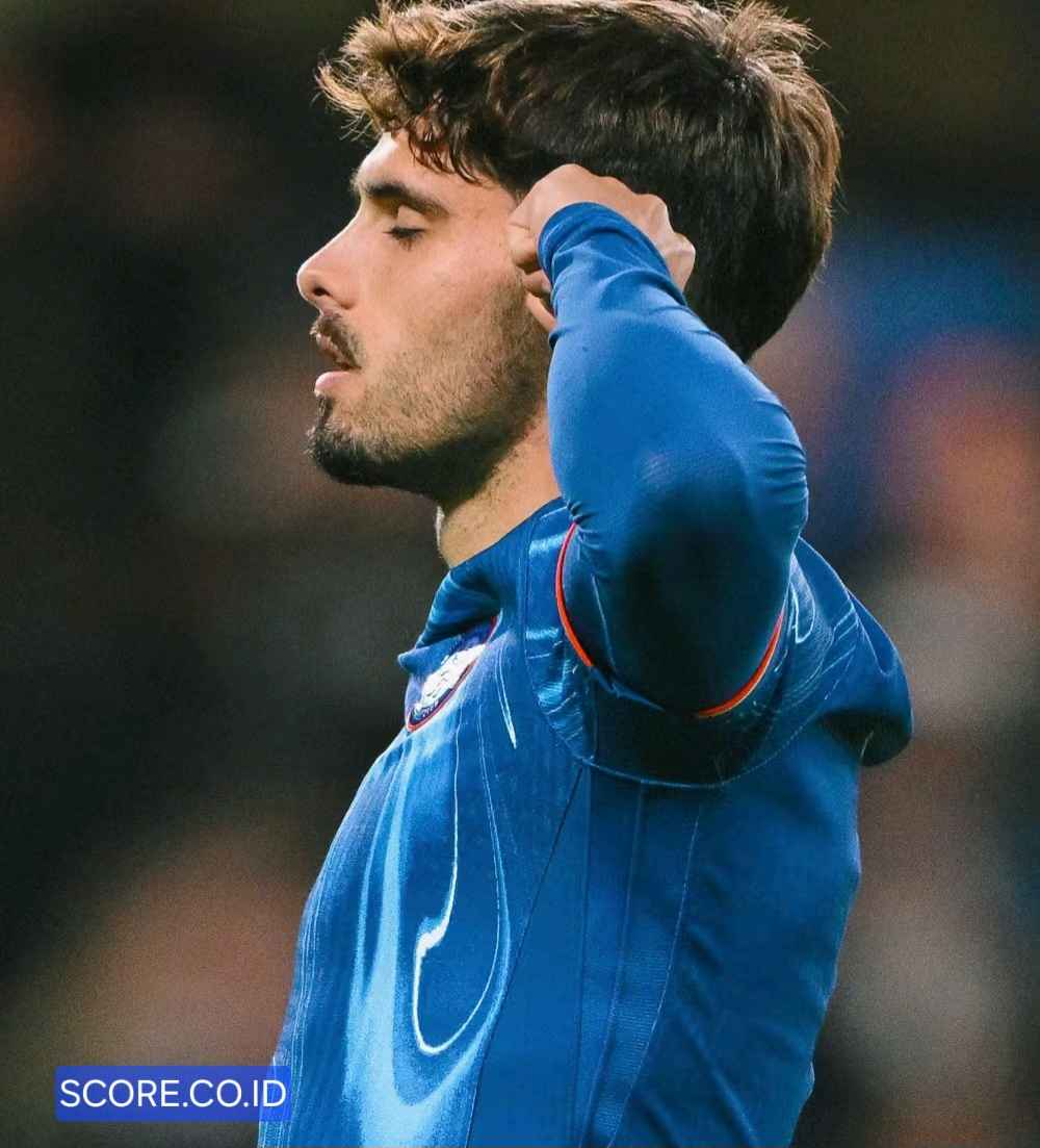 Chelsea Lepas Dewsbury-Hall ke Everton