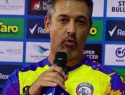 Marcos Santos Didesak Melirik Pemain Lokal Arema FC