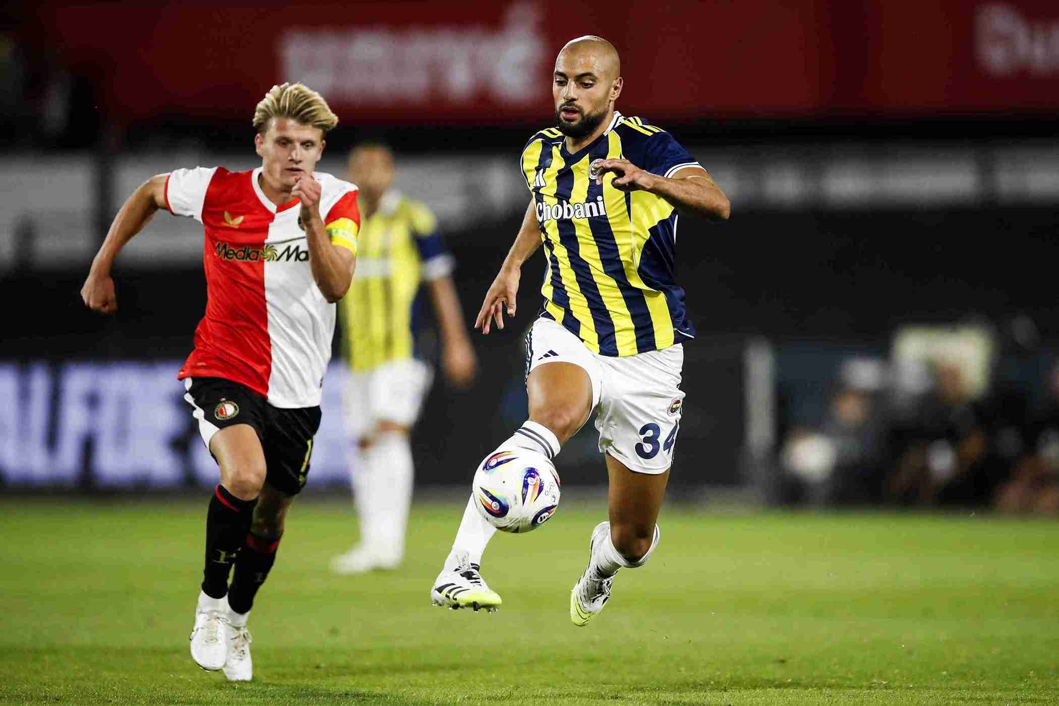 Prediksi Skor Fenerbahce vs Feyenoord