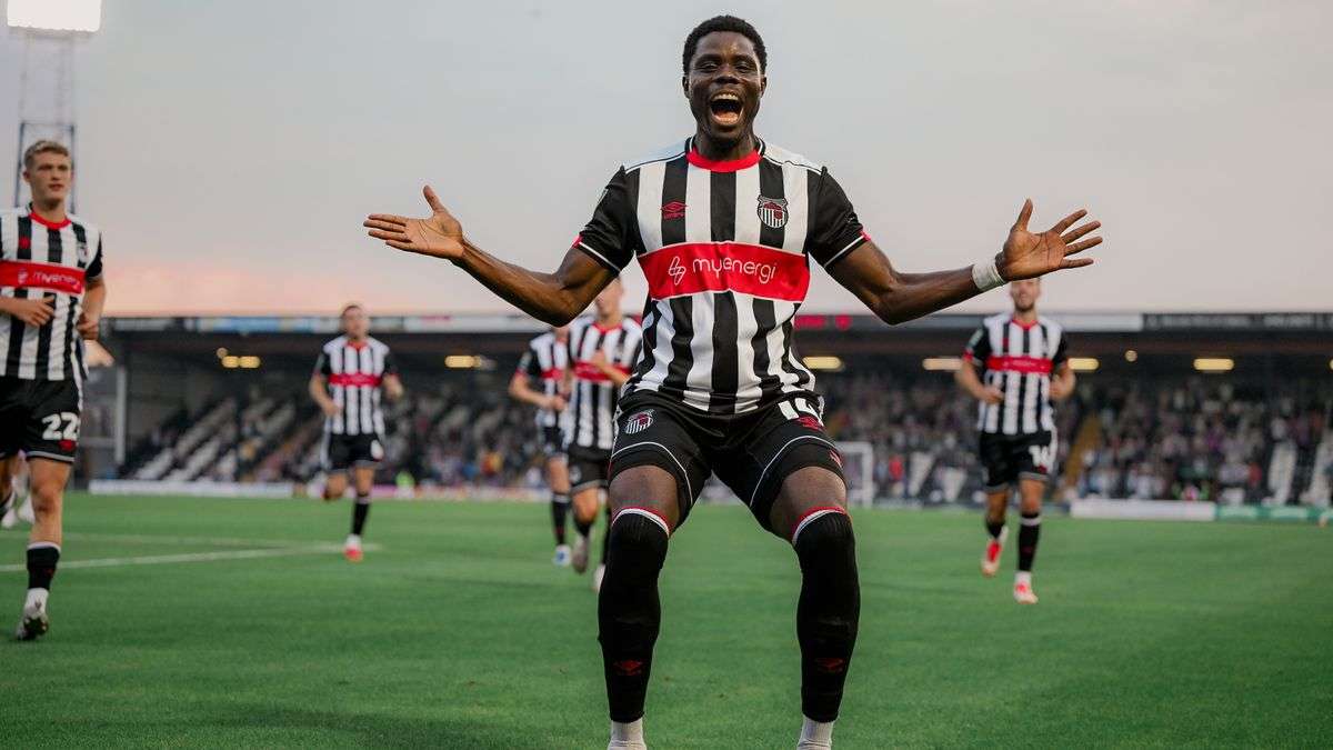 Prediksi Skor Grimsby Town vs Manchester United