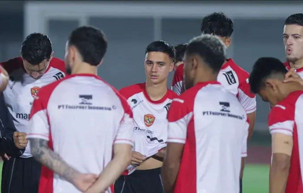 Pemain Cadangan Indonesia Vs Arab Saudi & Analisis Taktik Daftar skuad pelapis & peran penting tim Garuda.