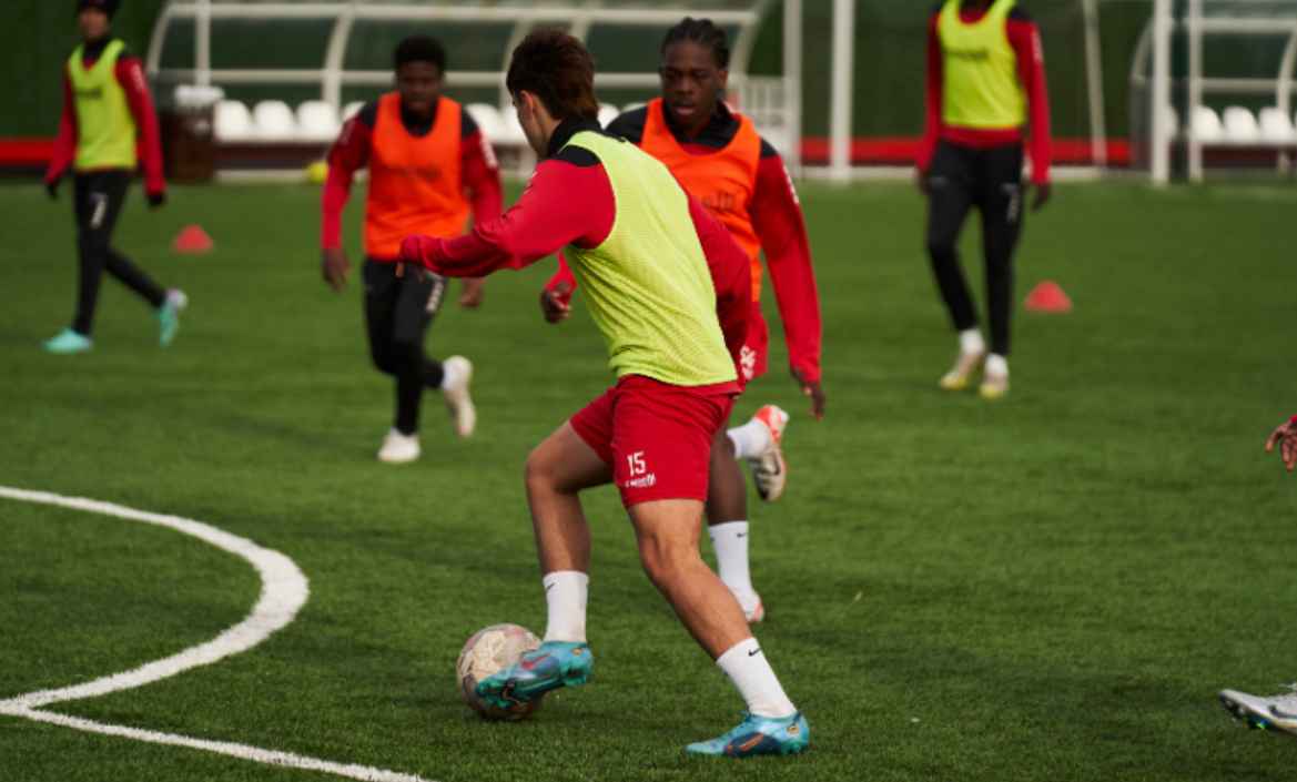 Langkah-langkah Bergabung Akademi Bola Elite Eropa untuk Pemula