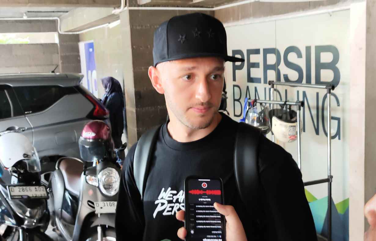 Mengupas sisi lain sang kiper dan perjalanan spiritualnya