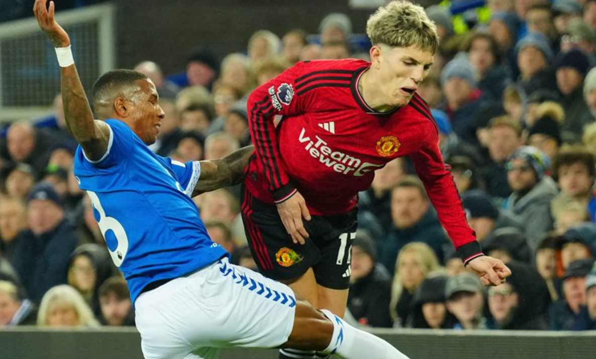 Statistik Everton vs Manchester United FC terbaru & H2H Statistik & H2H Everton vs MU Data Terbaru dan Analisis