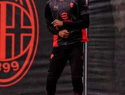 Prediksi Skor AC Milan vs Napoli: Pekan ke 5 2025 yang Mengkhawatirkan, Kenapa?