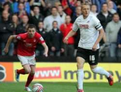 Prediksi Skor Swansea City vs Nottingham Forest: 18 September 2025 Putaran Ketiga EFL Cup