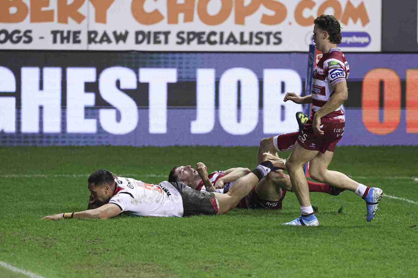 Prediksi Skor Wigan Athletic vs Salford City