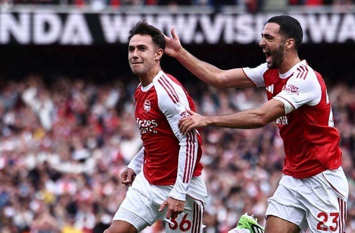 Analisis lengkap performa & statistik setiap pemain.