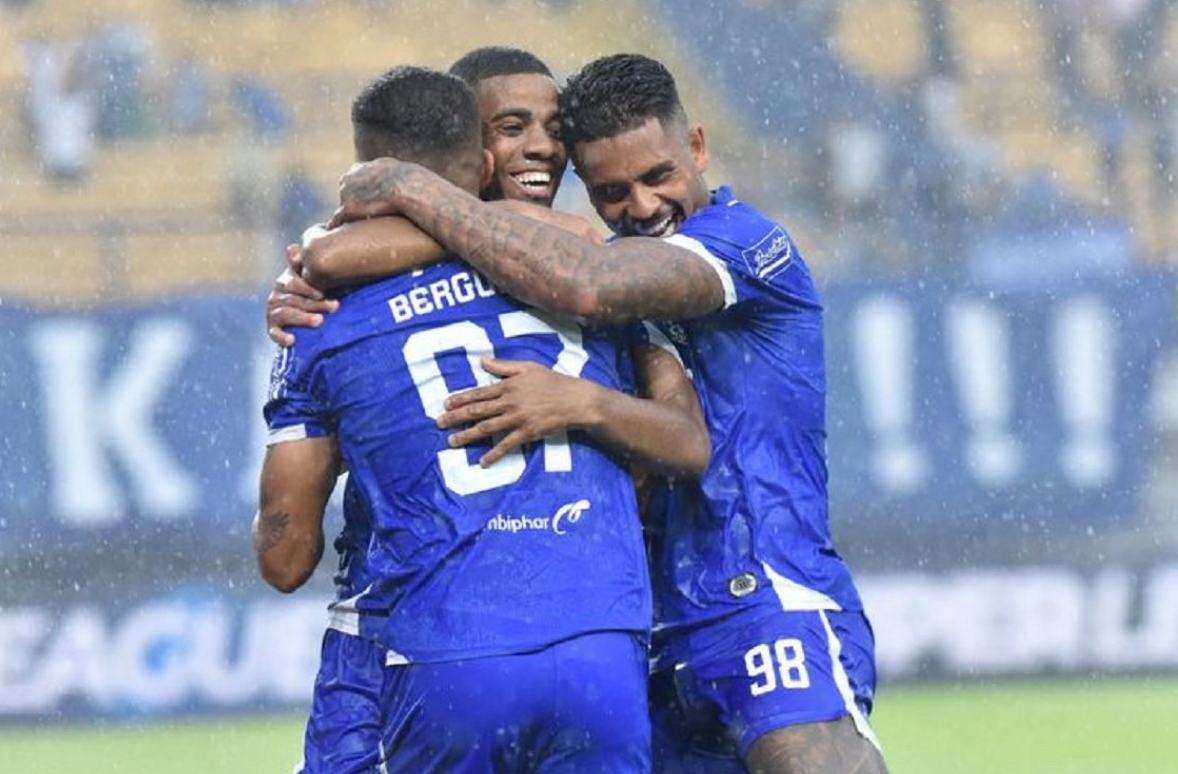 Persib vs Lion City Sailors 2025 Disiarkan di TV Mana? Info jadwal siaran langsung dan link live streaming resmi.