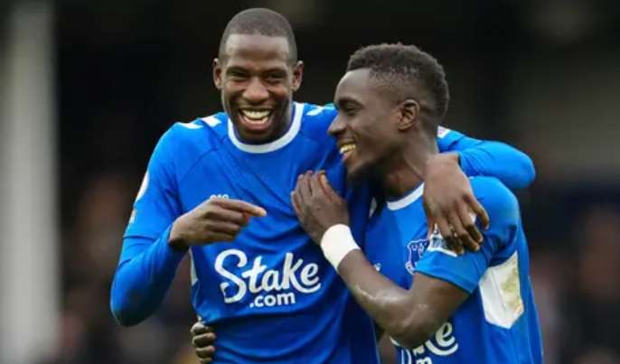 Kisah Perjalanan Karier dan Sisi Lain di Luar Lapangan