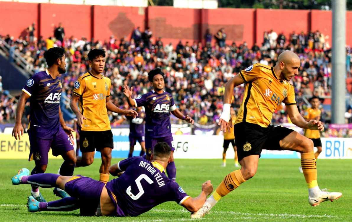 Prediksi formasi dan starting eleven kedua kesebelasan.