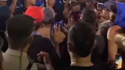 Aremania Ngamuk Lagi, Marcos Santos Temui Penggemar